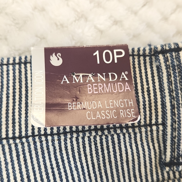 GLORIA VANDERBILT WOMENS BERMUDA SIZE 10 P NEW WITH TAGS - Picture 8 of 15